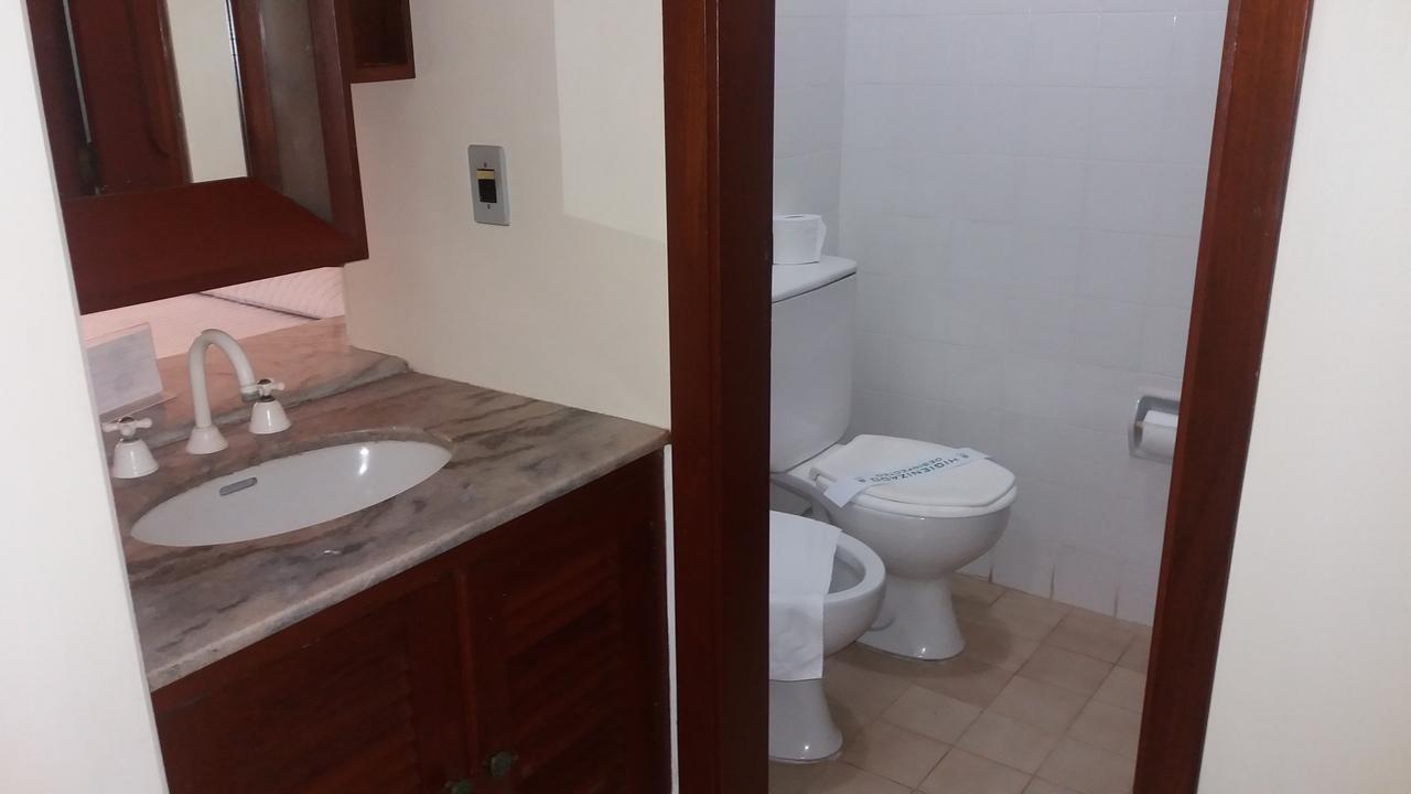 Osvaldo Cruz Angatu Hotel מראה חיצוני תמונה