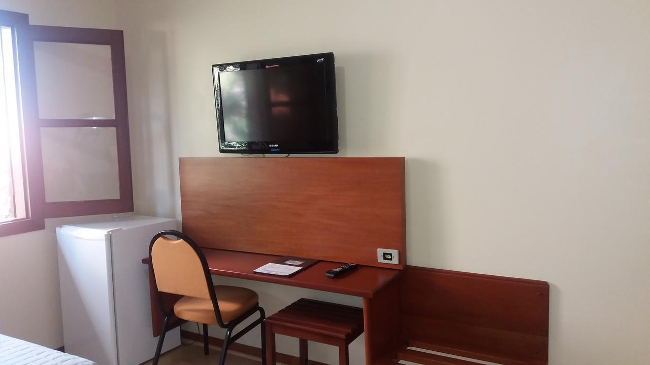 Osvaldo Cruz Angatu Hotel מראה חיצוני תמונה